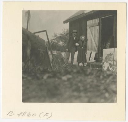 Edvard Munch med en ukjent ung kvinne, Åsgårdstrand